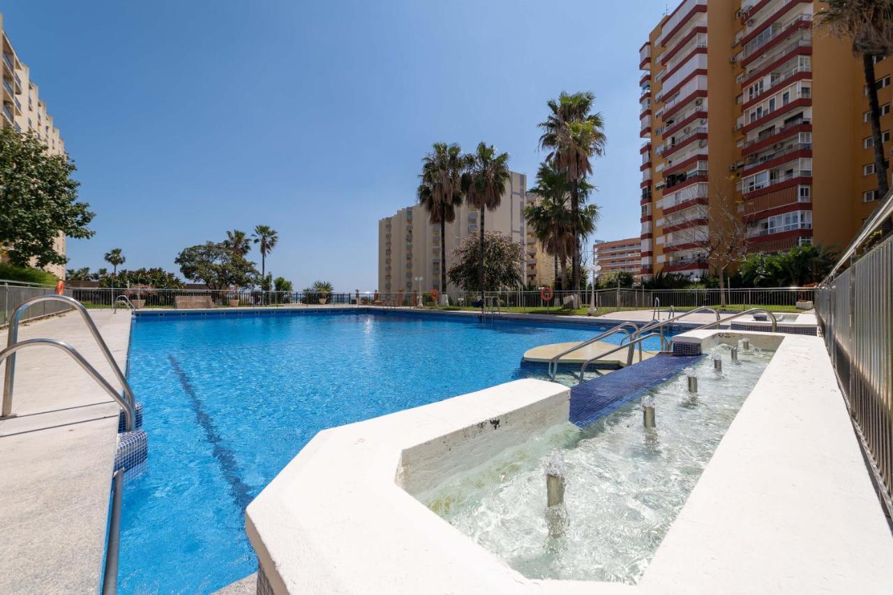 Апартаменты Apartamento Benalmadena Puerto Marina Экстерьер фото